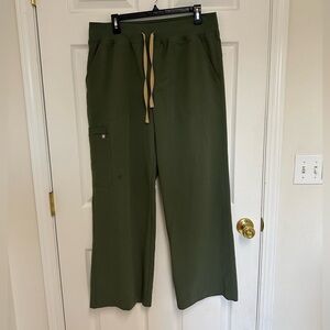 Figs Isabel High Rise Wide Leg Scrub Pant- Moss